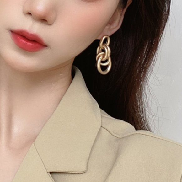 💙Geometric Circles Chain Drop Earrings - Picture 12 of 15